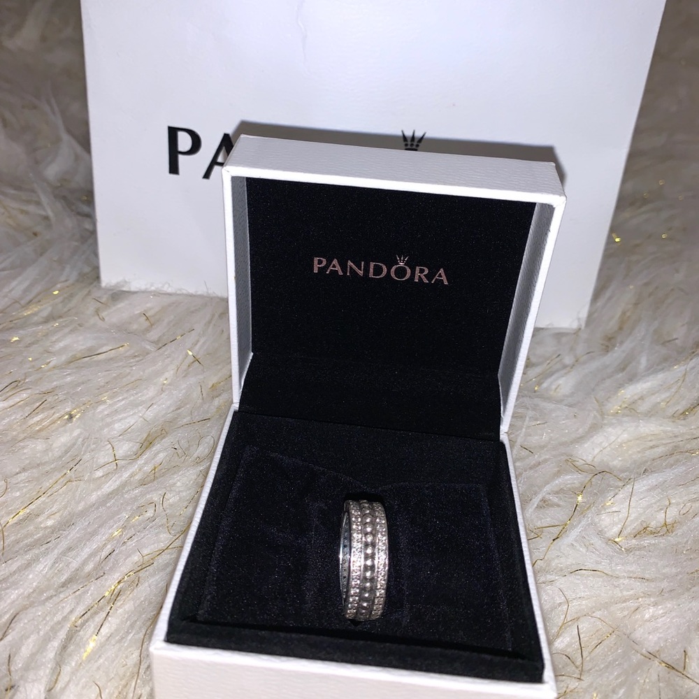 Pandora Ring